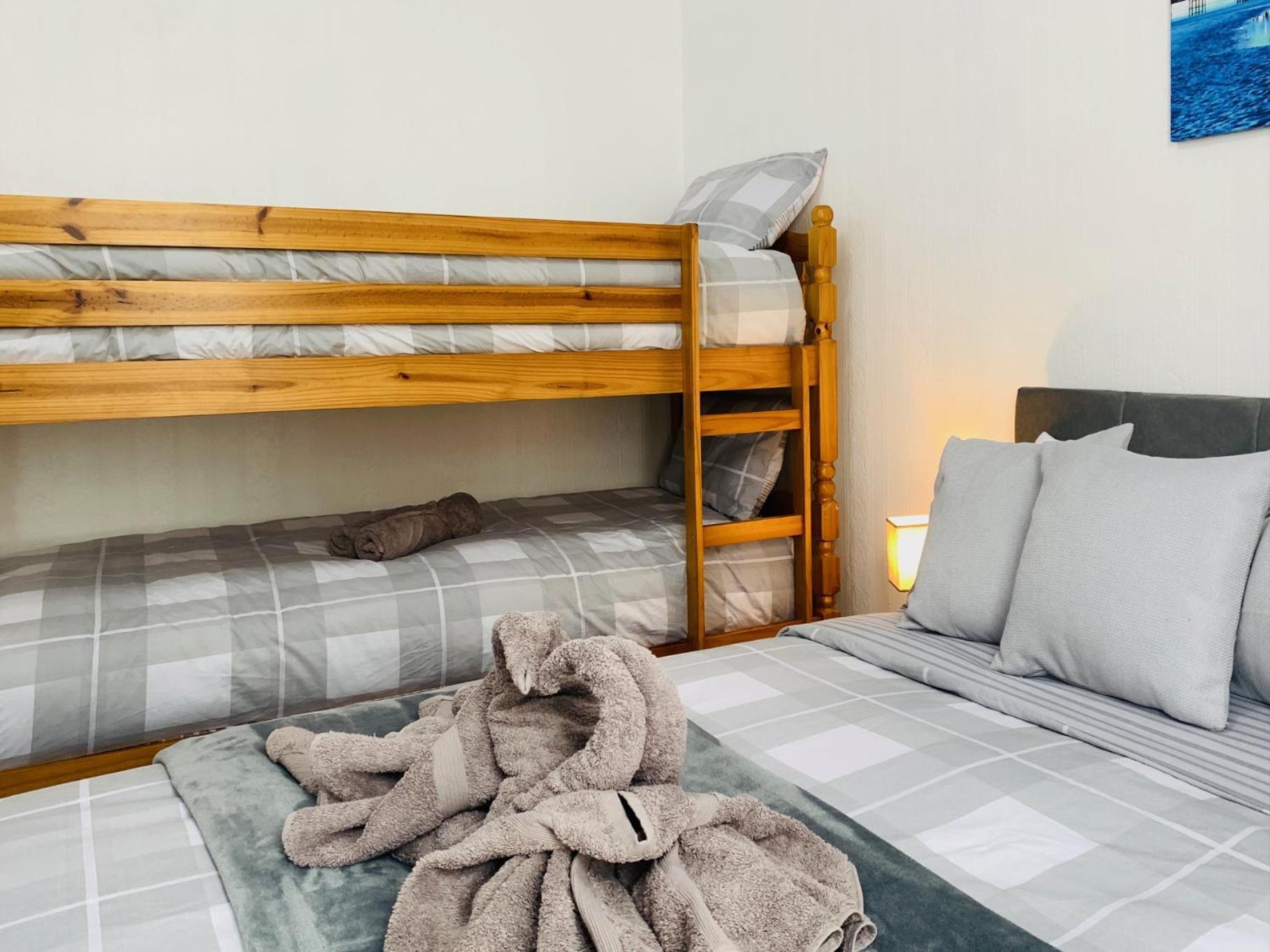The Whitehouse Holiday Apartments Blackpool Luaran gambar